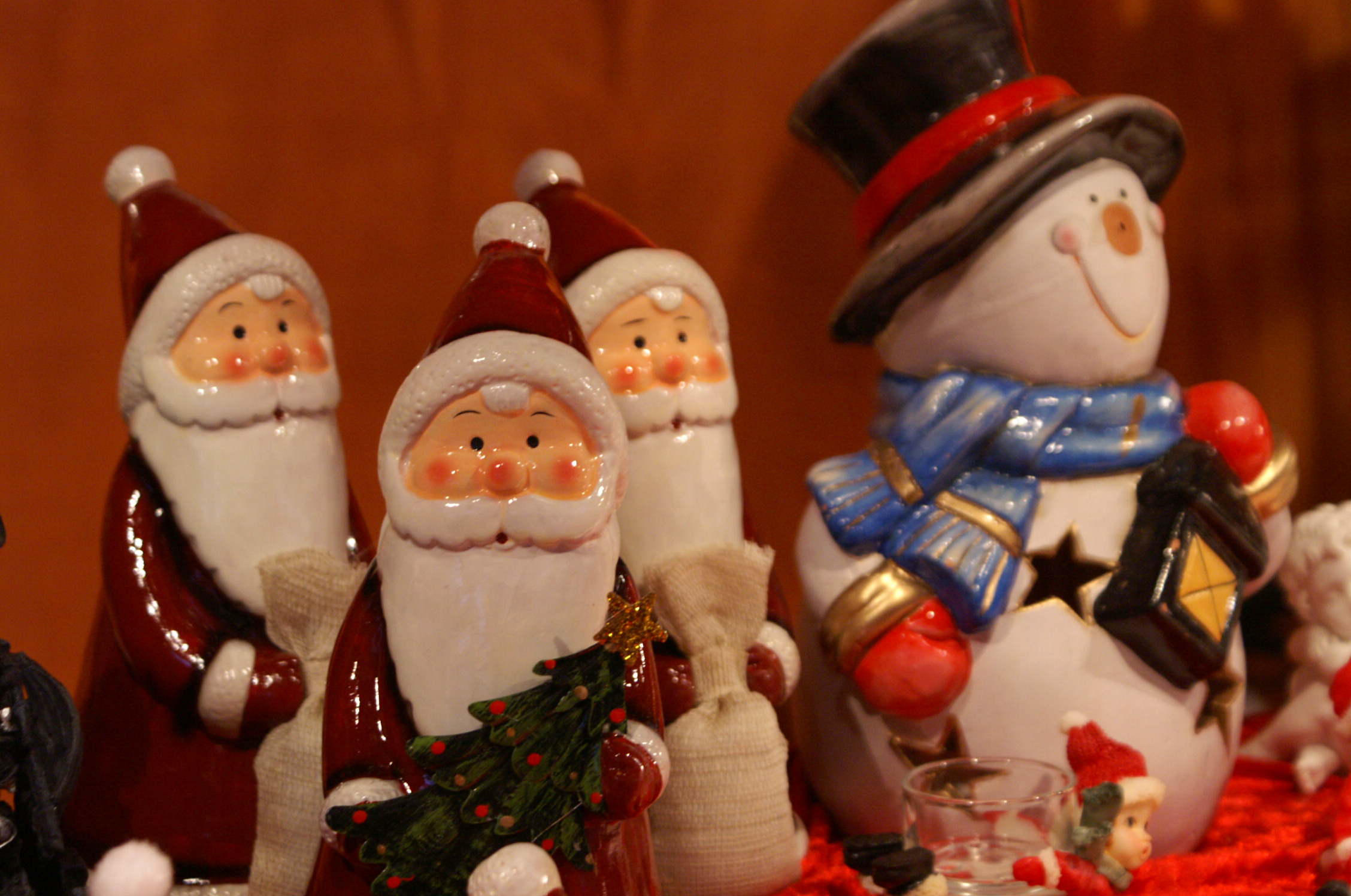 Frohe Weihnachten und ein gesundes und erfolgreiches neues Jahr